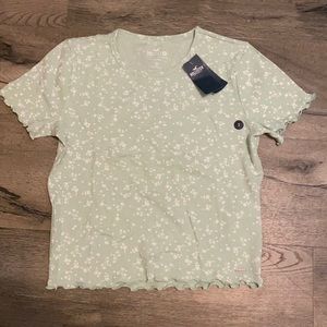 Hollister mint ruffle crop top with white flower pattern